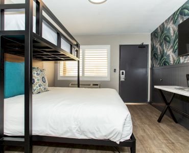 Magnolia Tree Hotel